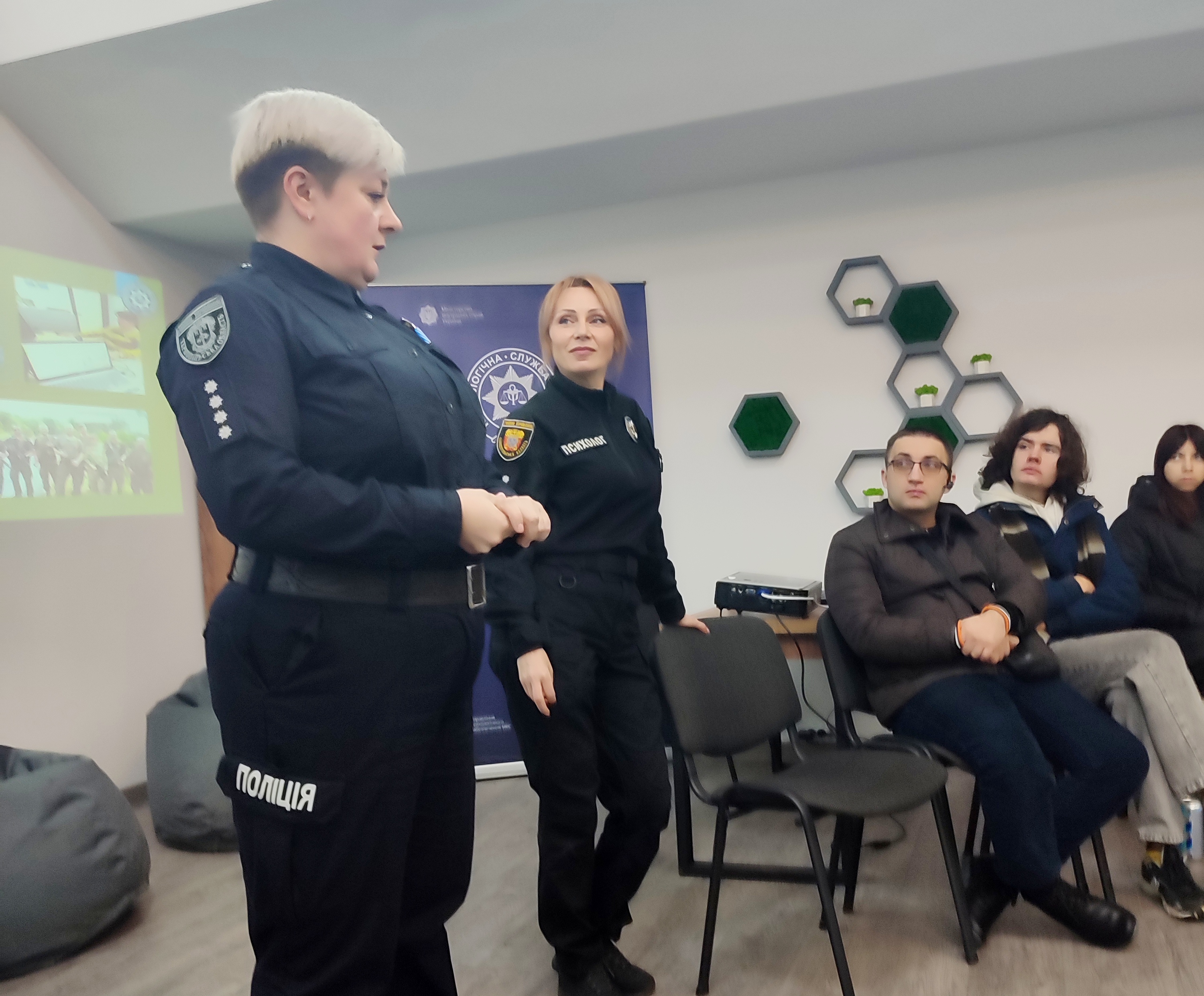 Капітан поліції Галина Гуменюк, начальник сектору протидії домашньому насильству Тернопільського районного управління поліції